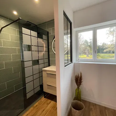 L Uni D 10 Pers Piscine Et Mini Ferme Proche Ocean *