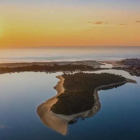 L Uni D 10 Pers Piscine Et Mini Ferme Proche Ocean Дом отдыха Азур