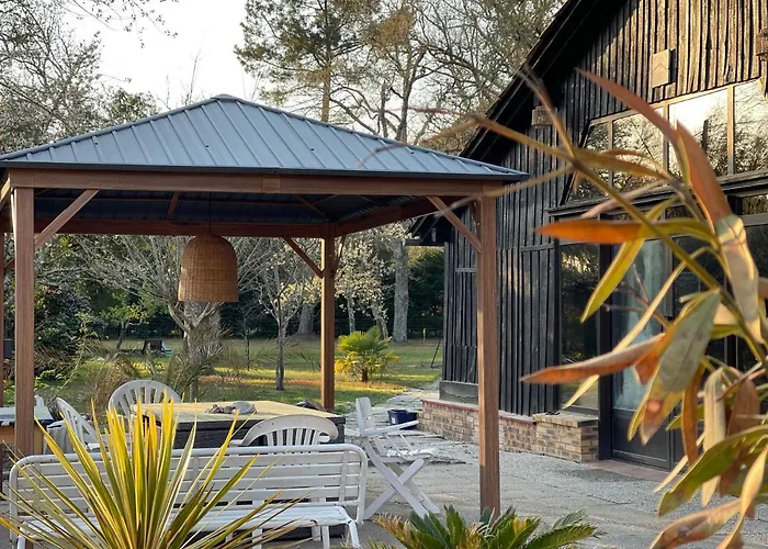 L Uni D 10 Pers Piscine Et Mini Ferme Proche Ocean Azur